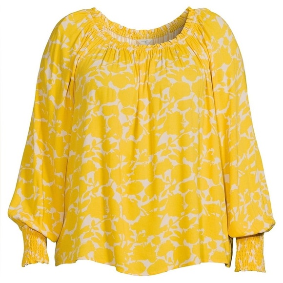 3X (24W-26W) Sunny Yellow Rayon Long Sleeve Blouse - with Smocked Cuffs - New! - Picture 3 of 13